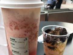 草莓果肉-喜茶(上海五角场万达店)