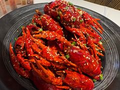-肥肥虾庄·金牌油焖大虾(汉口城市广场店)