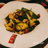 赶大早来吃新开业的早茶，味道还不错，精神一整天。