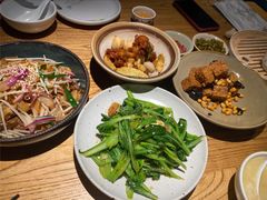 -潮粥荟·潮汕砂锅粥(朝阳大悦城店)