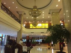 -广西锦华大酒店(南宁朝阳广场地铁站区政府店)