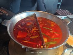 -湊湊火锅·茶憩(新中关购物中心店)