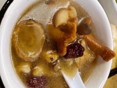 -东巴谷野生菌火锅餐厅