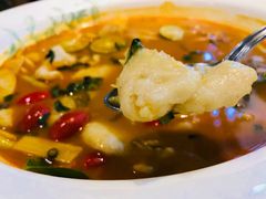 -美奈小馆·越南料理(中航城君尚购物中心店)