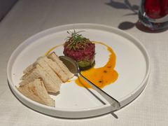 牛肉塔塔配牛油果黑橄榄酱-Solo(衡山路店)