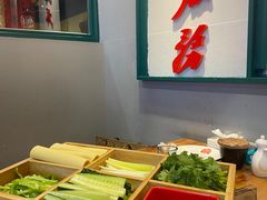 -晨皓祥人民公社铁锅炖菜(西华苑店)