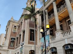 -香港大学
