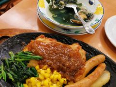 香辣烤肠配黑椒鸡排-萨莉亚意式餐厅(深圳北站店)