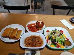 -HELLO 27 意面·沙拉·帕尼尼