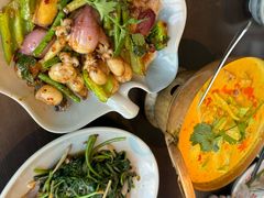 香叶炒海鲜-大头虾越式风味餐厅(光明广场店)