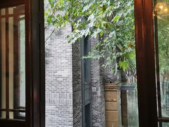 -也枫·小黄楼(南山路旗舰店)