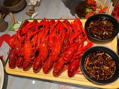 -肥肥虾庄·金牌油焖大虾(杨园滨江时代walk店)