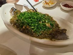 烧椒鲈鱼-尘香•传统川菜(创汇首座店)
