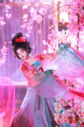 点击看大图 -九月鹰飞汉服摄影工作室
