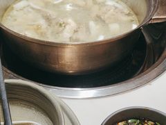 -喃喃椰·糟粕醋椰子鸡火锅(七堡花园店)