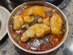 梭边鱼-肖肖酸萝卜鱼火锅(总店)