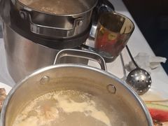 -领鲜活海鲜榴莲自助火锅(东门店)