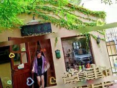 -荒岛书店(黄县路店)