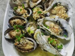 -四川小胡子海鲜(丁村万人海鲜广场店)