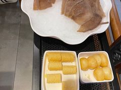 -左庭右院鲜牛肉火锅(金山万达店)