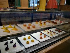 -大中华希尔顿酒店-念自助餐·嗨啤·小龙虾