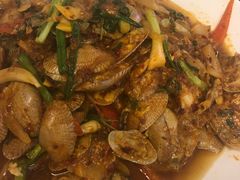 -J Daeng Seafood