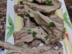 -苏莱特色牛骨滩羊手抓馆(长城东街总店)