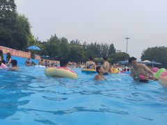 -欢乐水魔方水世界