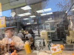-鲍师傅糕点(大沽南路店)