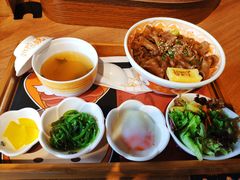 -桃花丼烧肉饭(凯丹商场店)