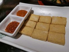 香煎石屏豆腐-云海肴云南菜(美罗城店)