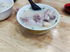 -雷祖芳老妈蹄花店