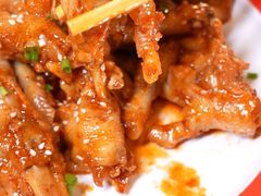秘制鸡爪-满盆红龙虾(开发区店)