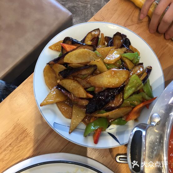 匠厨·东北饺子王·东北菜(华盛广场新领域店)