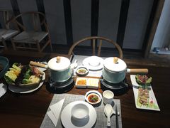 -乐领拈花溪·林涧食韵