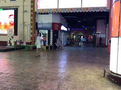 -成都星期8小镇(江宁南路店)