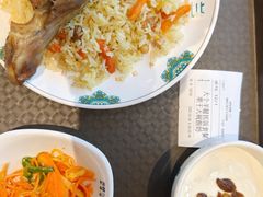-大食代美食广场(上海中心店)