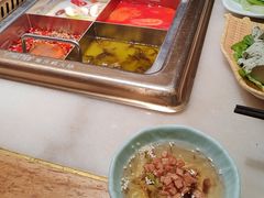 -巴渝瓦肆重庆鲜火锅(宝龙环湖店)