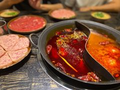 -冯校长老火锅(中联广场店)