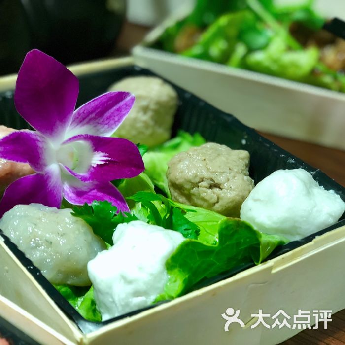 圆圆圈圈的肉桑           是你的鸡腿           是你的