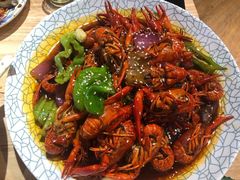 -龙巢盱眙龙虾·牛蛙·烧烤宵夜(八卦岭店)