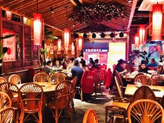 -野山舂·贵州现舂酸汤火锅(鸿通城店)