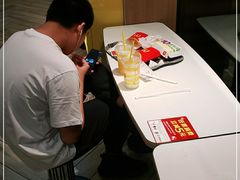 大堂-麦当劳(华融店)