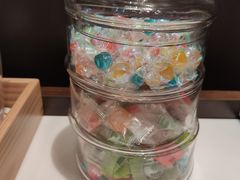 -深圳宝安体育馆希尔顿欢朋酒店