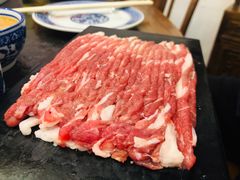 手工鲜切羔羊后腿-清真·京华源铜锅涮肉(丰庆店)