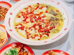 -禄鼎记·排队俩小时都要吃的酸菜鱼(石牌桥店)