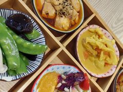 -轻蔬不用等·素食(江苏路店)