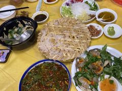 -官塘陈记鱼生·潮汕砂锅粥·牛肉火锅(潮枫路总店)