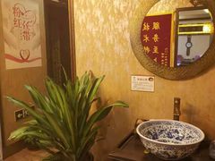 -莱仪堂艾灸经络养生馆(武威东路店)