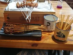 -喝丢一只鞋海鲜烧烤·海肠捞饭(文体街店)
